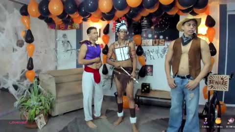 Snapshot of masters_sexx chatting on 10-30-25, 11:33 Team Cris Darwin- Fernando- Stiven- David online show from 10-30-25, 11:33