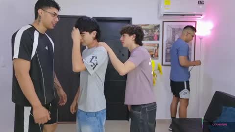 Team Cris Darwin- Fernando- Stiven- David online show from 05-20-26, 11:16
