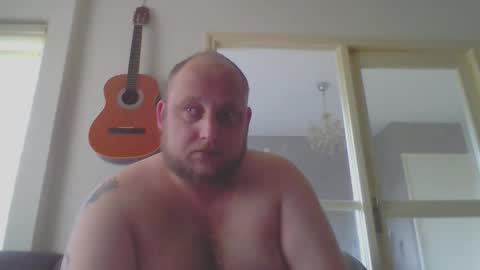 Snapshot of mastrubeertje1988 chatting on 10-01-25, 08:42 mastrubeertje1988 online show from 10-01-25, 08:42