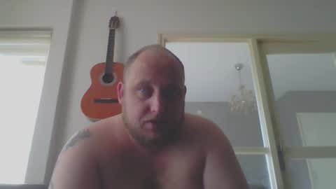 Snapshot of mastrubeertje1988 chatting on 10-02-25, 10:22 mastrubeertje1988 online show from 10-02-25, 10:22