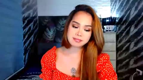 Vega Watson online show from 12-24-24, 11:38