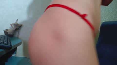 Snapshot of masyaxxx chatting on 01-10-25, 03:48 Masyaxxx online show from 01-10-25, 03:48