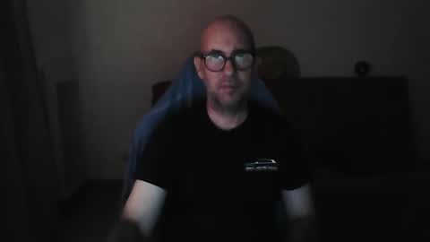 mat11efou online show from 09-30-25, 02:05