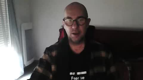 mat11efou online show from 01-06-26, 10:08