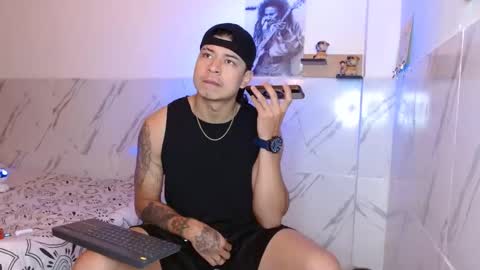 Snapshot of mat_kush chatting on 10-29-25, 02:25 Matt online show from 10-29-25, 02:25