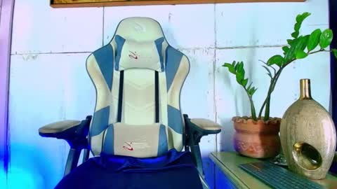 Snapshot of mateo600009 chatting on 10-10-25, 01:59 matteo online show from 10-10-25, 01:59