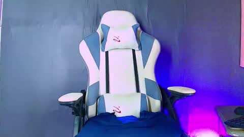 Snapshot of mateo600009 chatting on 11-16-25, 12:16 matteo online show from 11-16-25, 12:16