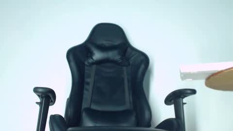 Snapshot of mateo600009 chatting on 03-07-26, 01:57 matteo online show from 03-07-26, 01:57