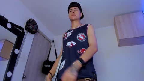 mateo_escobar online show from 09-10-25, 05:24