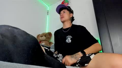 mateo_escobar online show from 11-27-25, 12:46