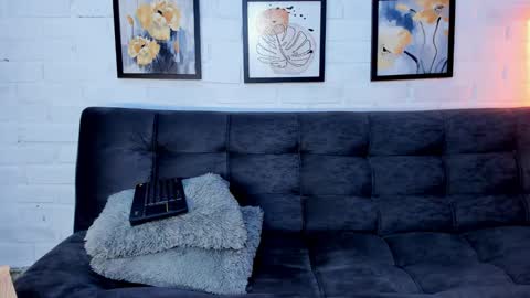 Snapshot of mateo_hunter chatting on 10-25-25, 04:09 MATEO HUNTER online show from 10-25-25, 04:09