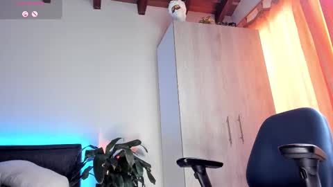 Snapshot of mateobaer_ chatting on 01-15-26, 06:11 Mateo Baer online show from 01-15-26, 06:11