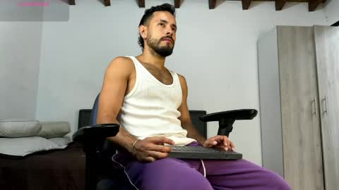 Snapshot of mateobaer_ chatting on 04-04-26, 12:24 Mateo Baer online show from 04-04-26, 12:24