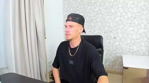 MateoBenjamin online show from 02-08-25, 09:04