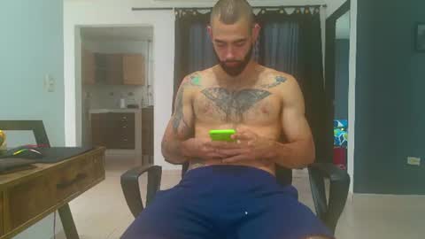 Snapshot of matheusbeard2 chatting on 07-01-26, 12:07 Matheus online show from 07-01-26, 12:07