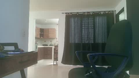 Snapshot of matheusbeard2 chatting on 07-17-26, 05:29 Matheus online show from 07-17-26, 05:29
