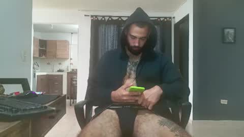 Snapshot of matheusbeard2 chatting on 07-24-26, 01:53 Matheus online show from 07-24-26, 01:53
