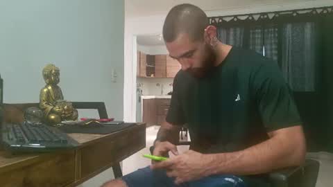 Snapshot of matheusbeard2 chatting on 07-25-26, 08:39 Matheus online show from 07-25-26, 08:39