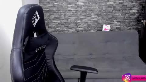 Mathew Independent model online show from 11-04-25, 07:02