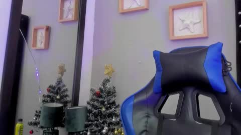 mathewboy2 online show from 12-22-25, 07:22