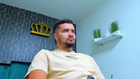 Mathews online show from 09-11-25, 11:21