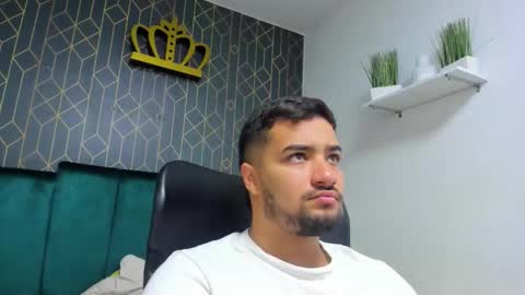 Mathews online show from 09-13-25, 11:43