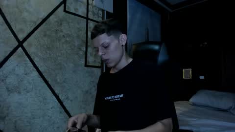 Snapshot of mathewsanz_ chatting on 04-06-26, 12:06 MathewSanz online show from 04-06-26, 12:06