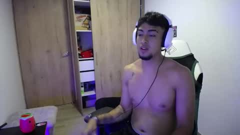 Snapshot of matias_bianco01 chatting on 11-14-25, 02:32 matias online show from 11-14-25, 02:32