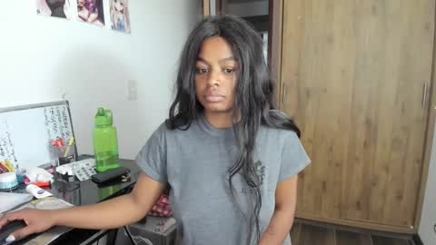 Daniela online show from 02-24-25, 12:05