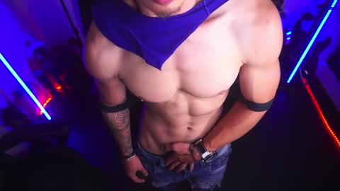 Snapshot of matiusdf chatting on 11-07-25, 08:25 matius online show from 11-07-25, 08:25