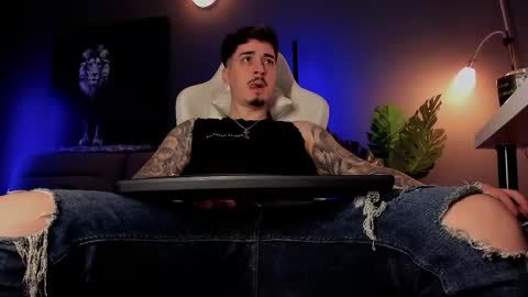 Matt online show from 04-27-26, 07:39