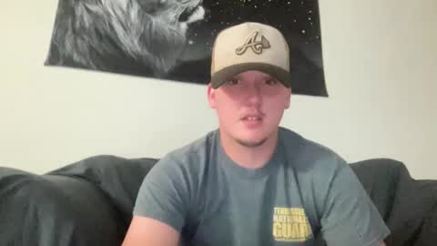 Snapshot of mattdawg13 chatting on 09-16-25, 03:40 MattDawg13 online show from 09-16-25, 03:40