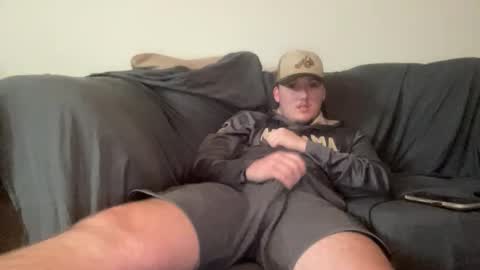 Snapshot of mattdawg13 chatting on 03-09-26, 04:16 MattDawg13 online show from 03-09-26, 04:16