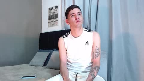 Snapshot of matteo12_ chatting on 11-15-25, 05:16 ---Matteo--- online show from 11-15-25, 05:16