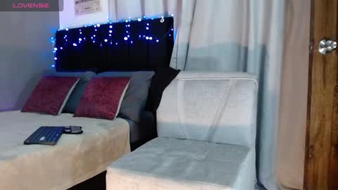 Snapshot of matteo12_ chatting on 11-24-25, 03:39 ---Matteo--- online show from 11-24-25, 03:39