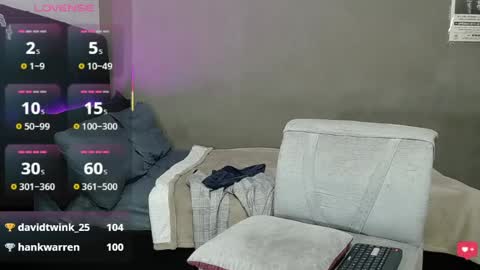 Snapshot of matteo12_ chatting on 05-10-26, 08:19 ---Matteo--- online show from 05-10-26, 08:19