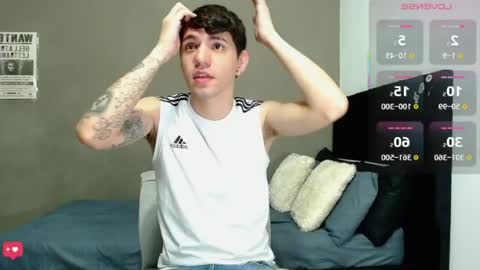 Snapshot of matteo12_ chatting on 05-17-26, 02:53 ---Matteo--- online show from 05-17-26, 02:53