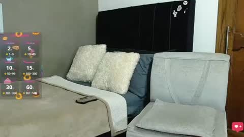 Snapshot of matteo12_ chatting on 06-15-26, 03:53 ---Matteo--- online show from 06-15-26, 03:53