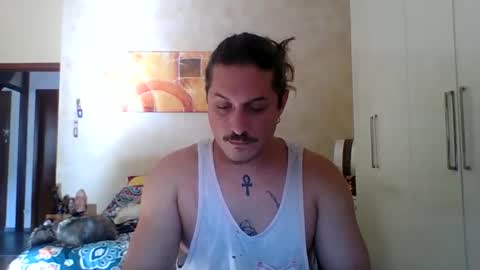Snapshot of matteushh87 chatting on 11-10-25, 10:25 matteushh87 online show from 11-10-25, 10:25