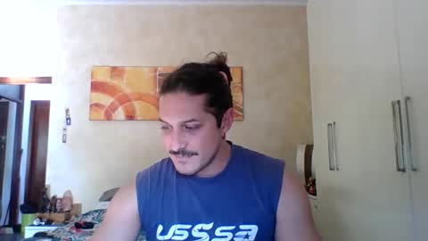 Snapshot of matteushh87 chatting on 11-11-25, 09:31 matteushh87 online show from 11-11-25, 09:31