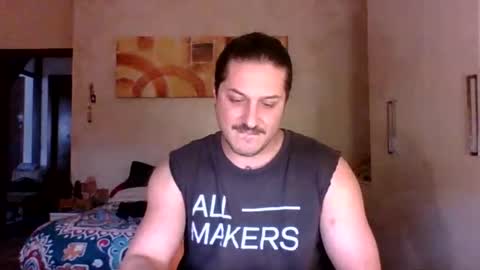 Snapshot of matteushh87 chatting on 11-27-25, 10:39 matteushh87 online show from 11-27-25, 10:39