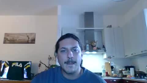 Snapshot of matteushh87 chatting on 12-19-25, 08:54 matteushh87 online show from 12-19-25, 08:54