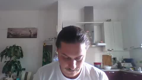 Snapshot of matteushh87 chatting on 02-06-26, 09:34 matteushh87 online show from 02-06-26, 09:34