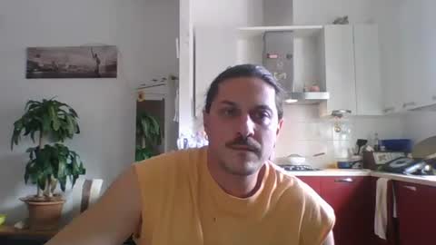 Snapshot of matteushh87 chatting on 02-08-26, 01:14 matteushh87 online show from 02-08-26, 01:14