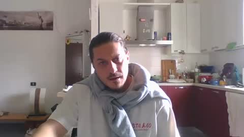 Snapshot of matteushh87 chatting on 02-18-26, 10:22 matteushh87 online show from 02-18-26, 10:22