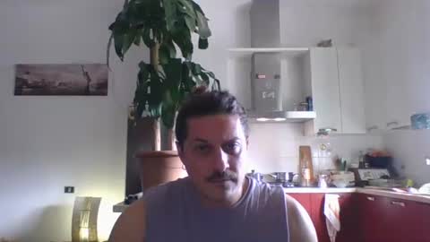 Snapshot of matteushh87 chatting on 03-08-26, 12:31 matteushh87 online show from 03-08-26, 12:31