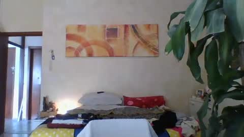 Snapshot of matteushh87 chatting on 03-23-26, 12:09 matteushh87 online show from 03-23-26, 12:09