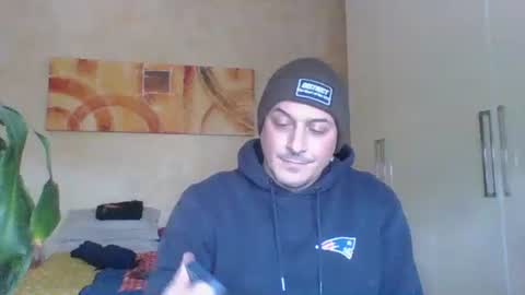 Snapshot of matteushh87 chatting on 03-27-26, 12:05 matteushh87 online show from 03-27-26, 12:05