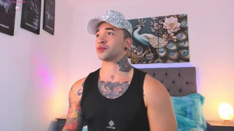 Snapshot of matthew_colee chatting on 03-12-26, 02:50 Matthew INDEPENDENT MODEL online show from 03-12-26, 02:50