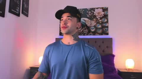 Snapshot of matthew_colee chatting on 05-07-26, 01:44 Matthew INDEPENDENT MODEL online show from 05-07-26, 01:44